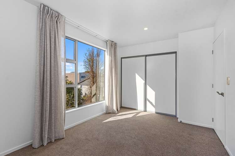 2/12 Heywood Terrace Richmond_5