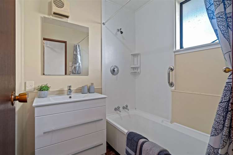 2/14 Resolution Place Bryndwr_15