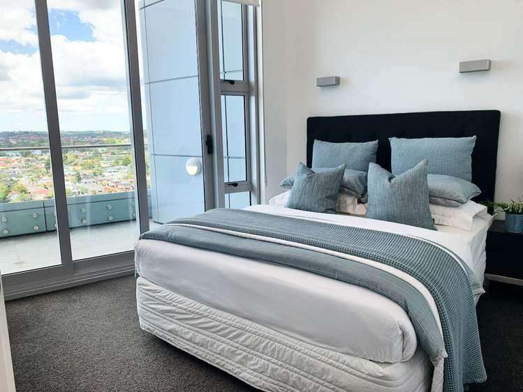 1211/11 Tamariki Avenue Orewa_3