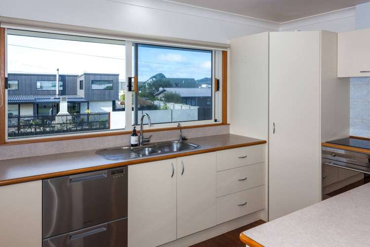 102 Saint Patricks Row Whangamata_8