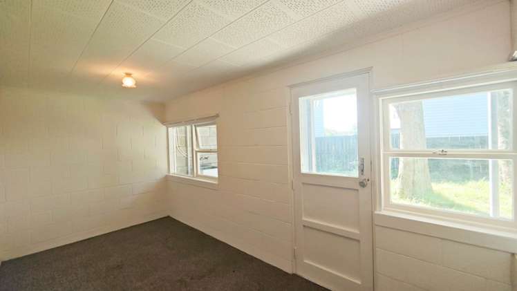 125 Te Atatu Road Te Atatu South_16