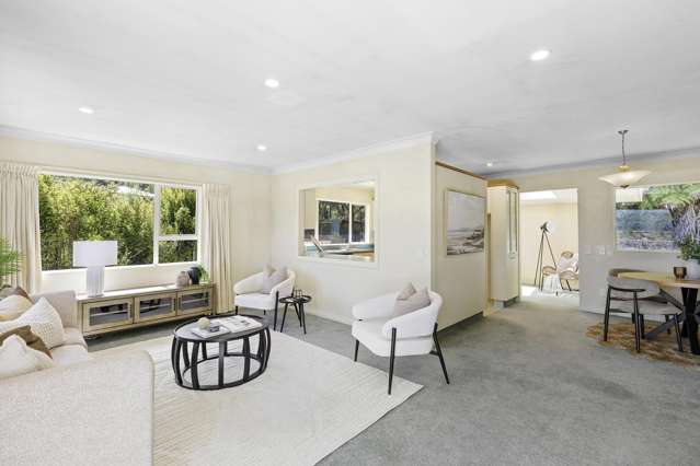 233A Whites Line East Waiwhetu_1