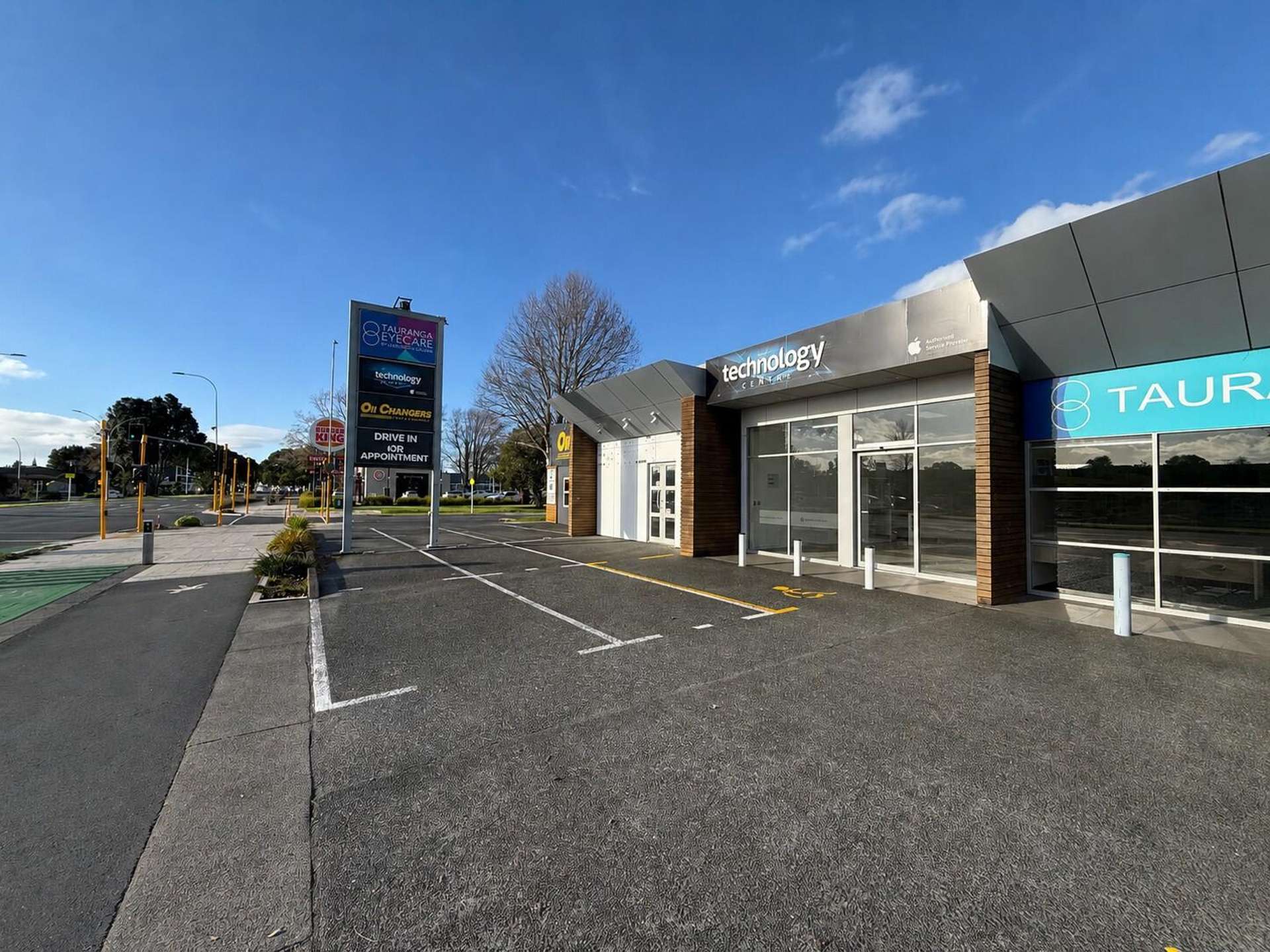 Unit 2 394 Cameron Road Tauranga_0