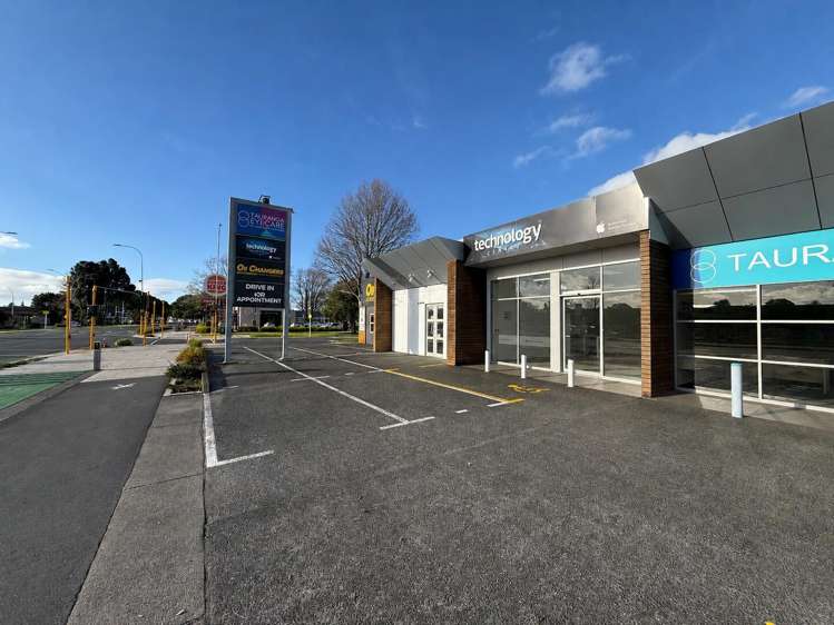 Unit 2 394 Cameron Road_0
