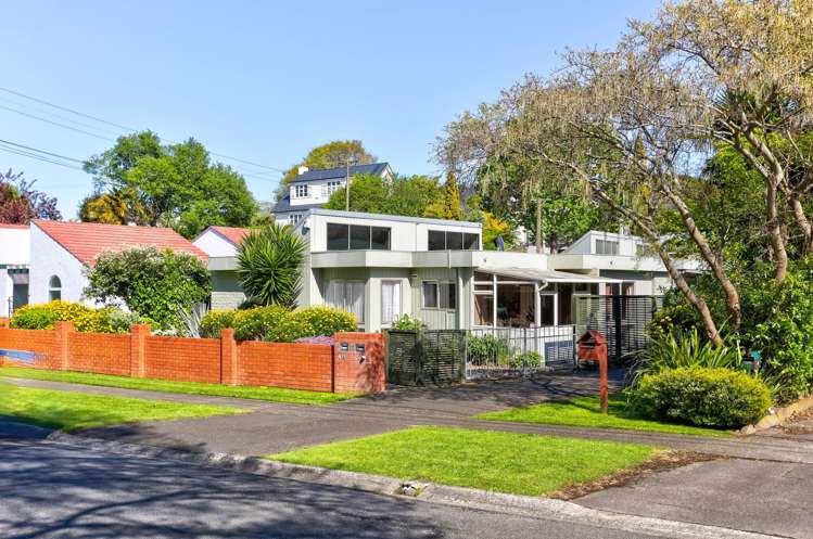 15a Brassey Road St Johns Hill_21