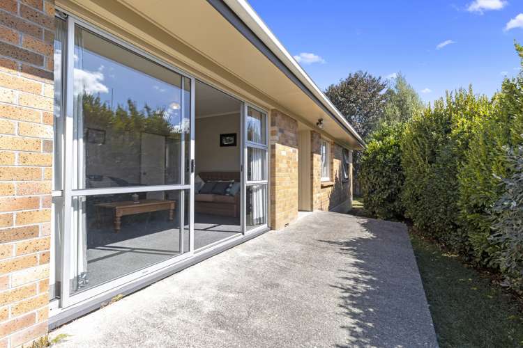 6 Margaret Place Deanwell_12