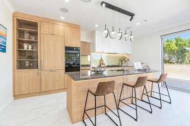 29 Himalaya Crescent_4