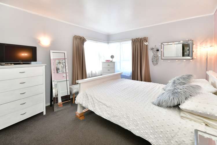 56 Polkinghorne Drive Manly_15