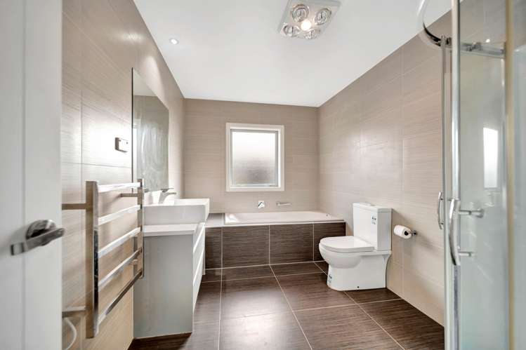 Bradnor Meadows Drive Swanson_6