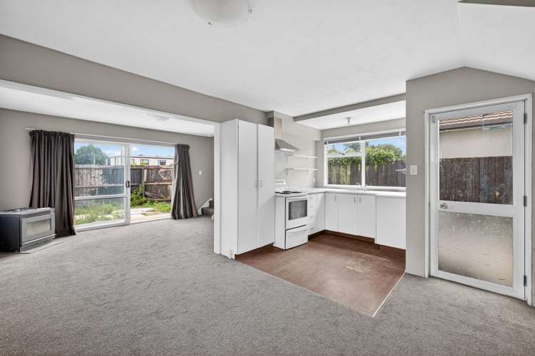 1/194 Hastings Street East Waltham_2