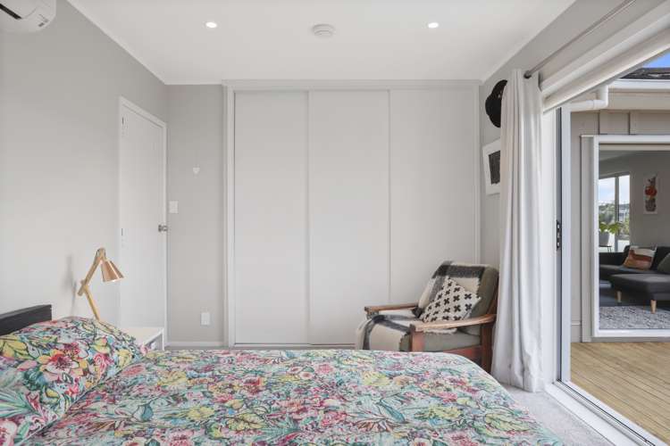 33a Boyd Avenue Mangere Bridge_11