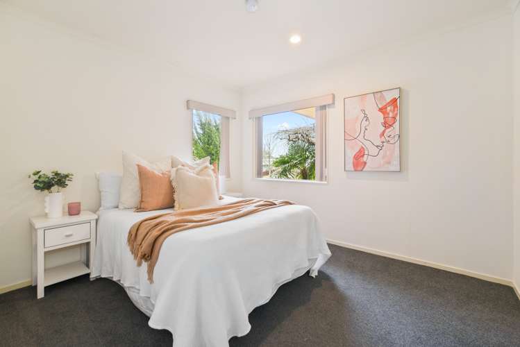 8 Sunny Dale Western Heights_11