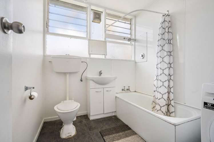 1/16 Erson Avenue Royal Oak_7