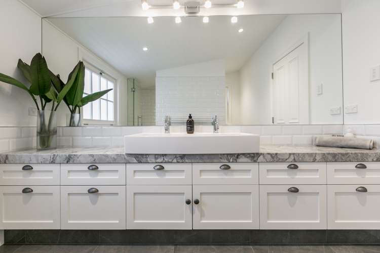 59 Busby Hill Havelock North_12