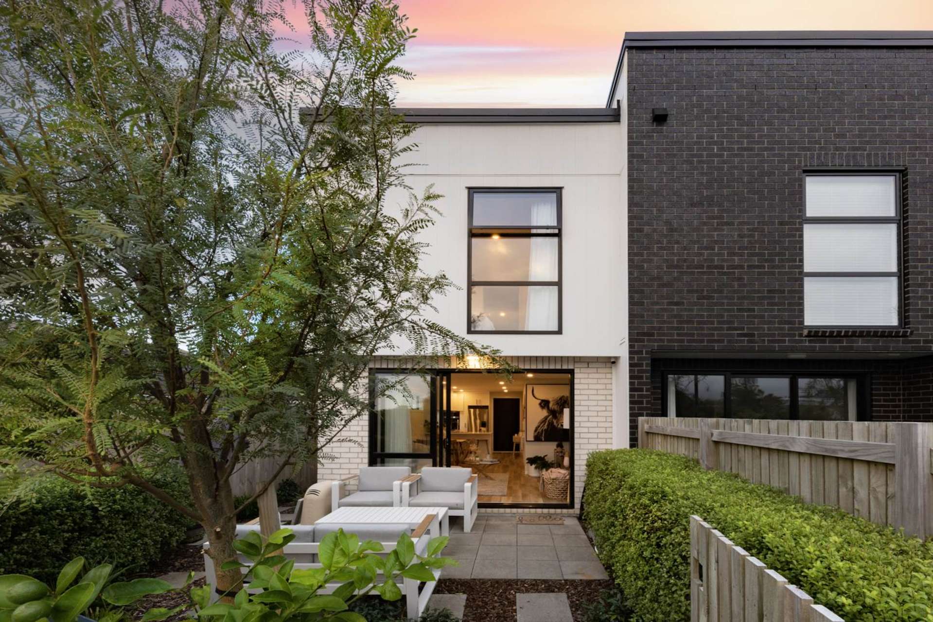 10 Tokai Place Glen Eden_0