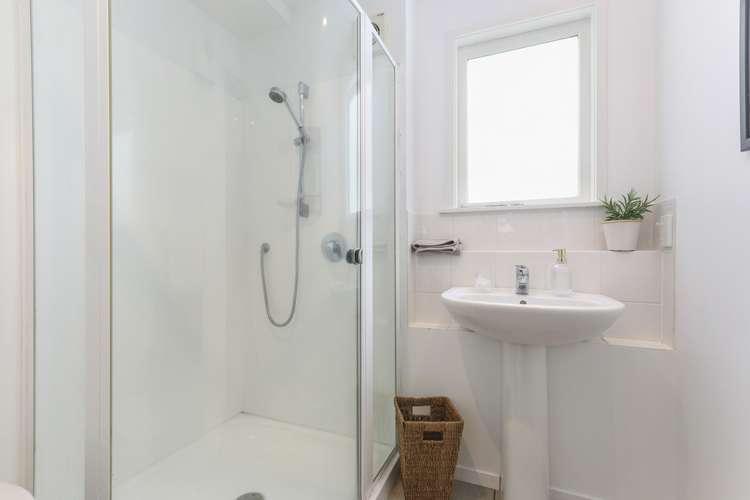 127 Crummer Road Grey Lynn_18