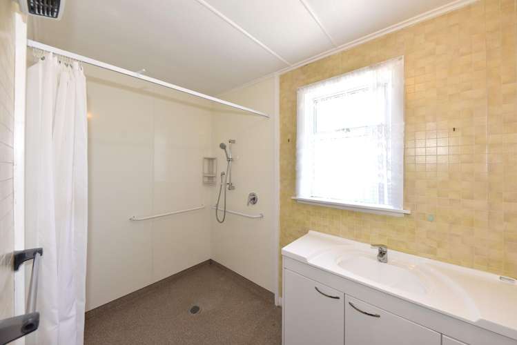 5 Westcott Street Dallington_9