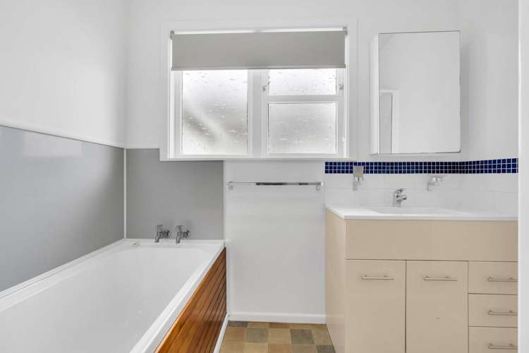 14b Doment Crescent Orewa_5