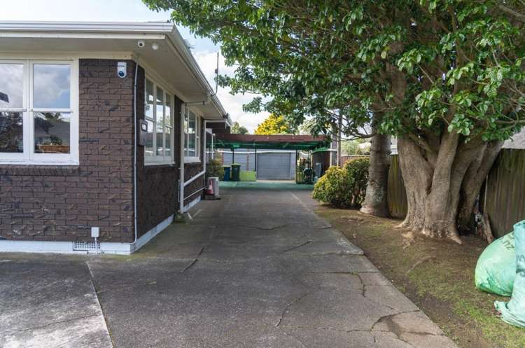 5 Montmere Avenue Te Atatu Peninsula_9