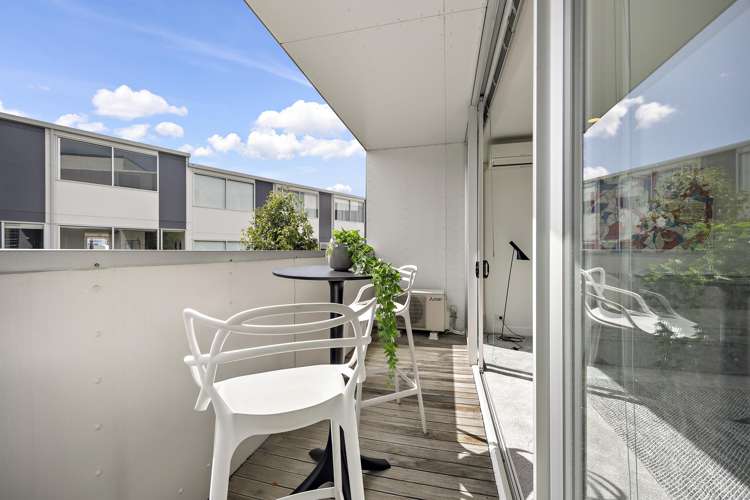 2a/8 Fisher-Point Drive Auckland Central_6