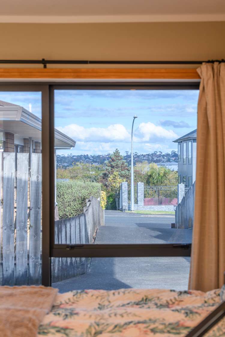 2/4 Miriam Corban Heights Henderson_28