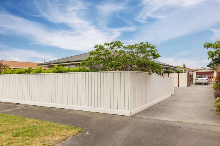 1/7 Tamarisk Street Parklands_14