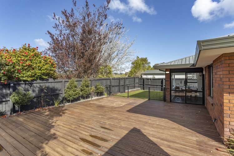2 Edwins Way Burwood_10