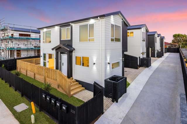 Ready to Move in - Title and CCC Issued!