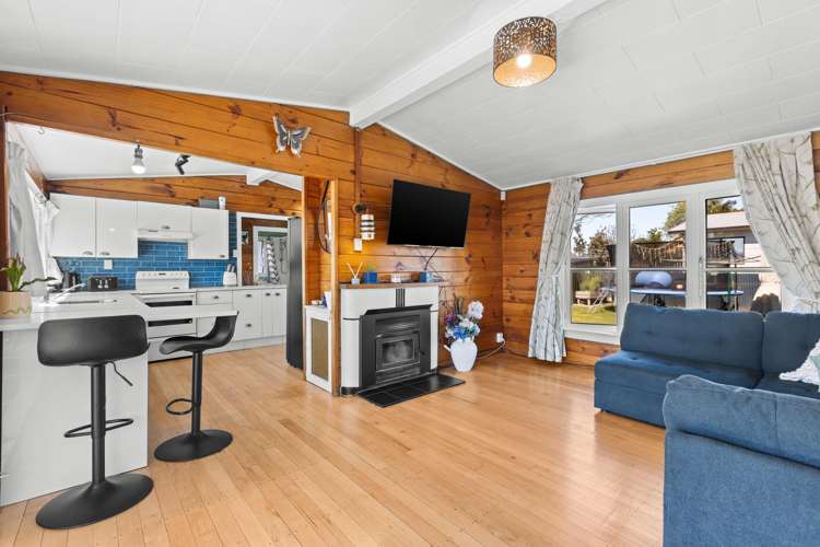 919a Nelson Street North_5