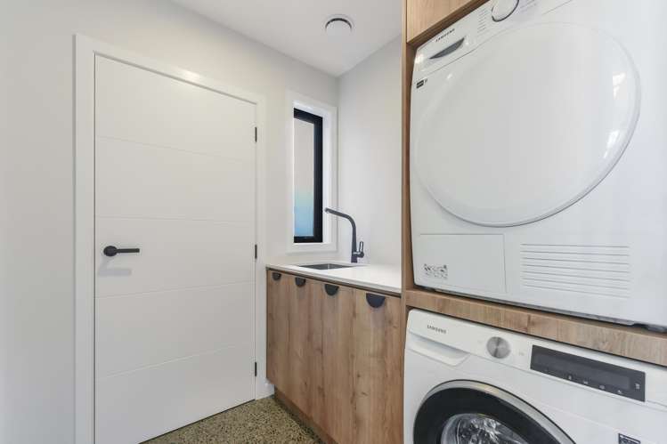 123 Redvale Road Redwood Valley_24