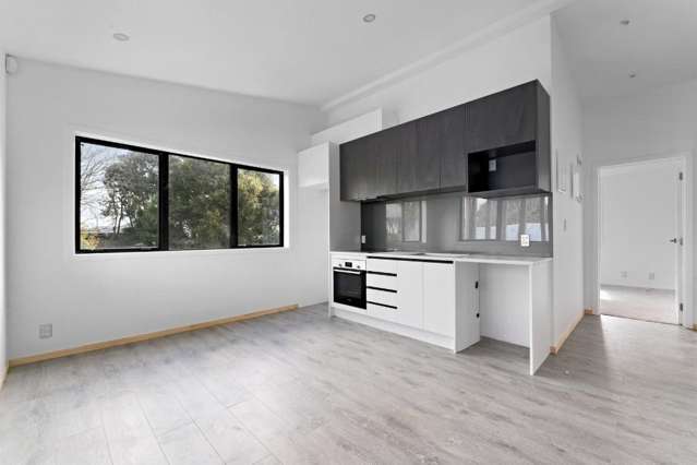 7/122 Archibald Road Kelston_1