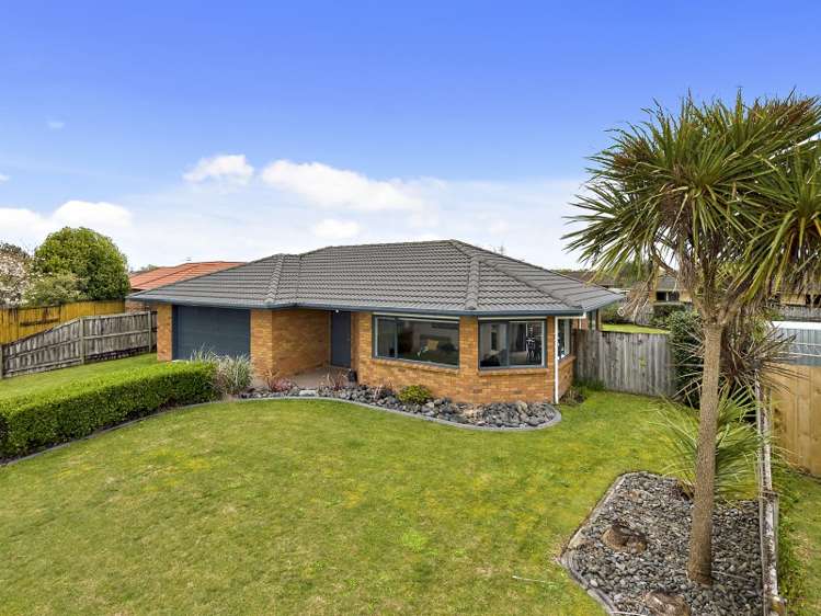 8 Sandowne Close Rototuna North_19