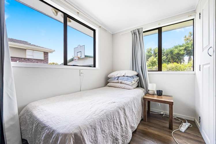 2/42 Kiwi Esplanade Mangere Bridge_14