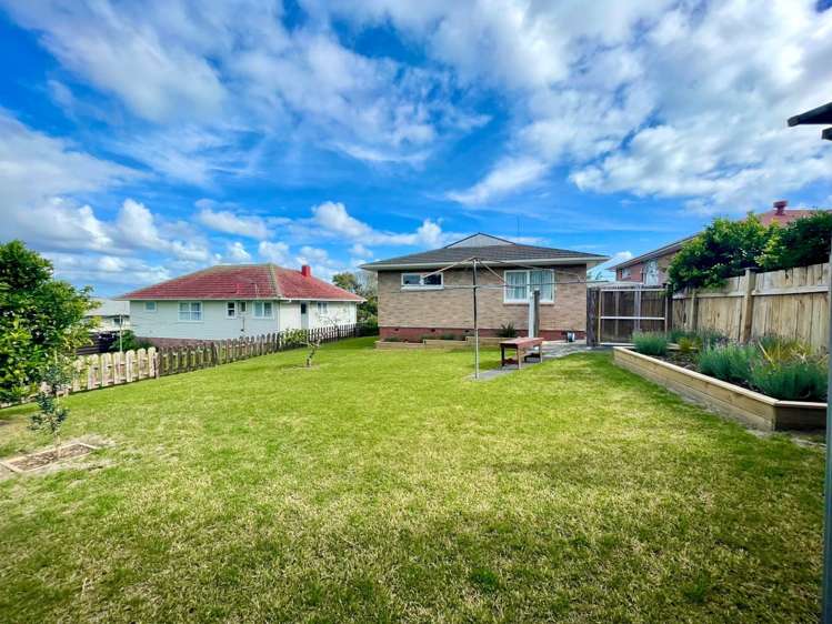 16 Kay Drive Blockhouse Bay_2