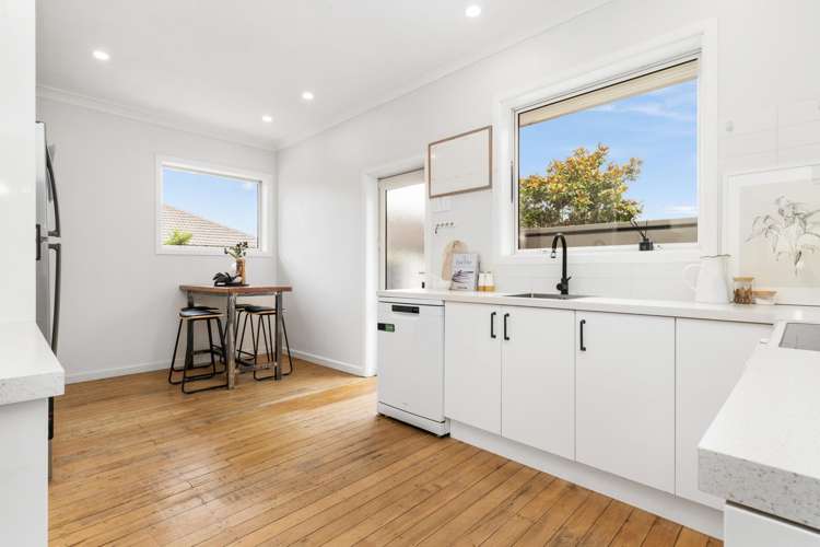 23 Coronation Street Spreydon_11