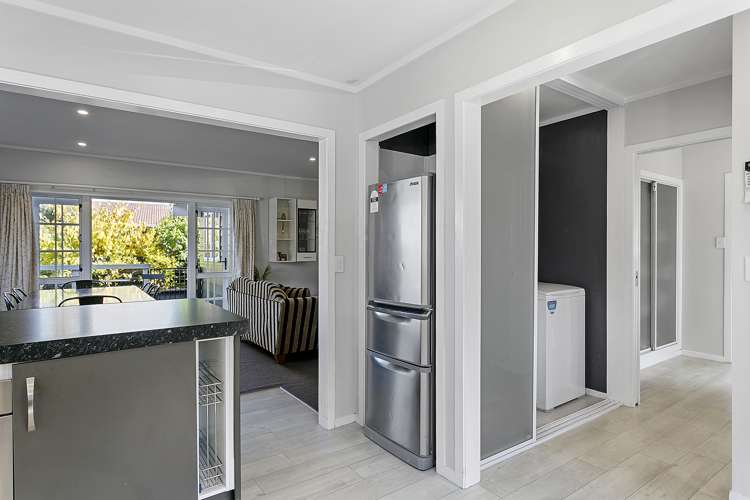 14 Liston Avenue Hilltop_13