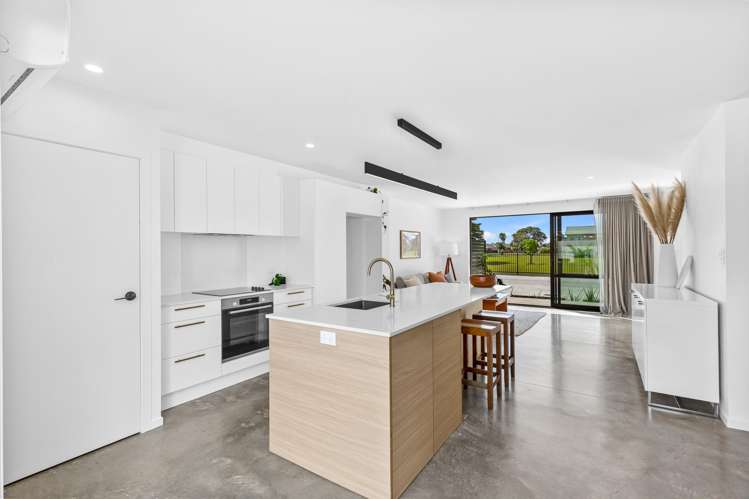 26c Brennan Avenue Te Atatu Peninsula_9