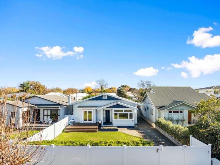 144 Nelson Crescent Napier South_21