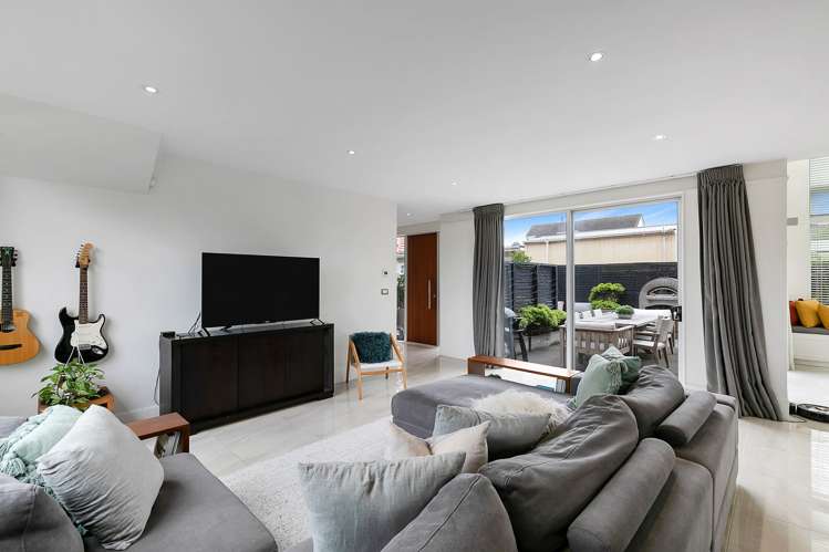 13a Main Road Titahi Bay_11