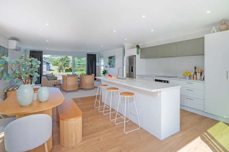 43 Longreach Drive_0