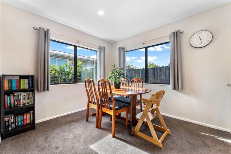 21 Koru Street Mangere Bridge_10