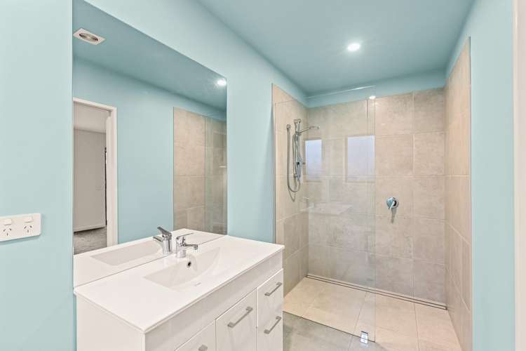 A/85 Marine Parade North New Brighton_17