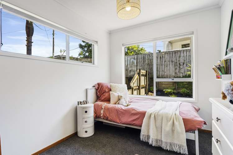 217 Rangatira Road Beach Haven_9