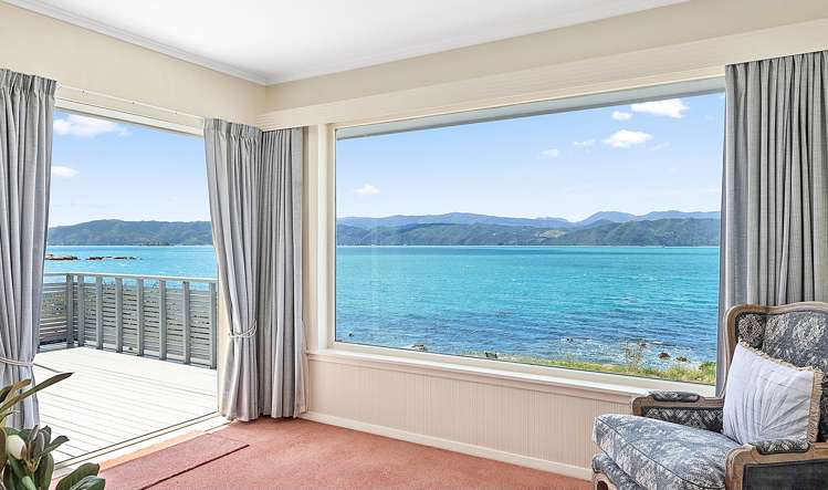 283 Karaka Bay Road_0