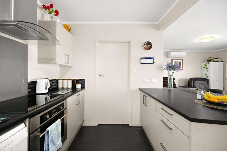 22 Sunnyhills Avenue Glenview_4