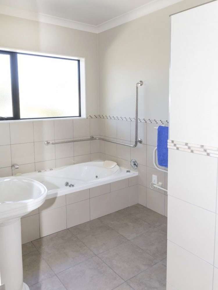 1 Birch Drive Dannevirke_12