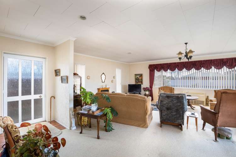 103 Tukapa Street Westown_5