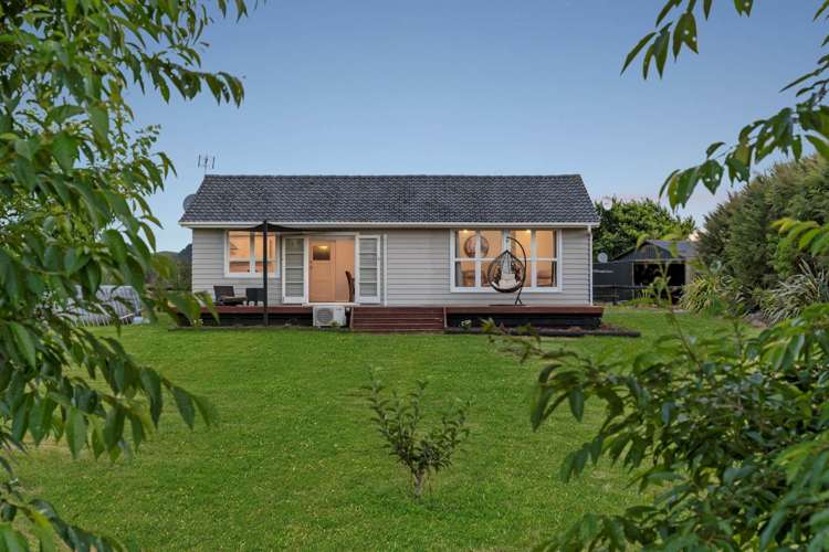 225 State Highway 25 Waitakaruru_17