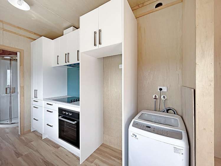 12A Forest Road 1234_2