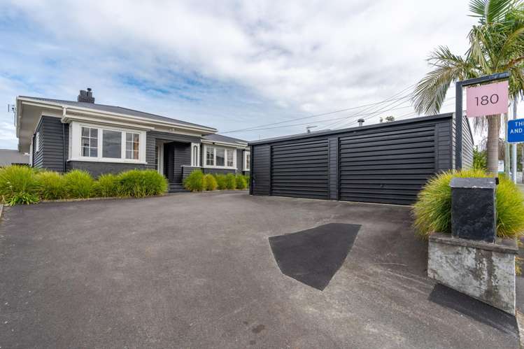 180 Cambridge Road Hillcrest_16